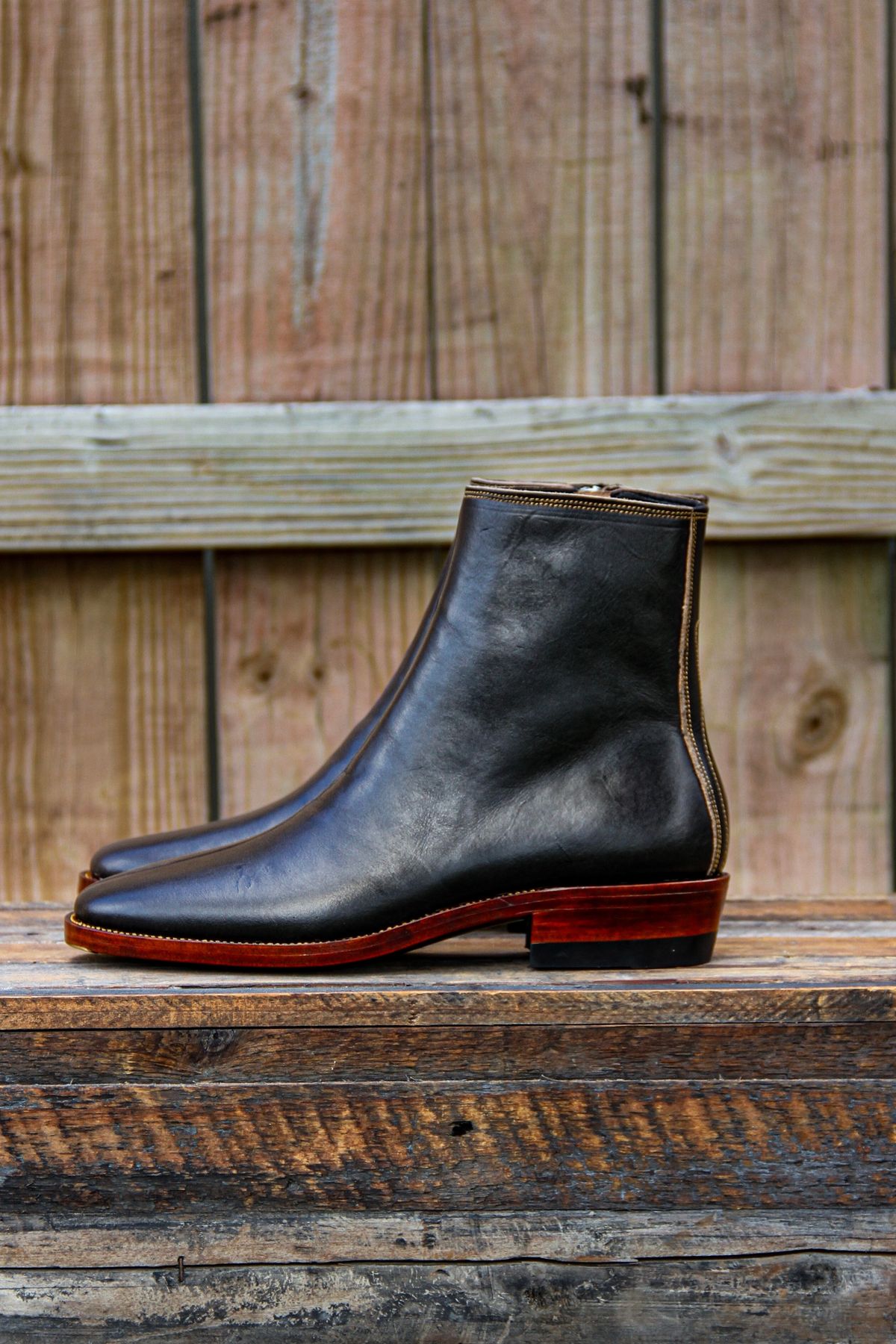 Photo by KVanDev on October 1, 2024 of the Fortis Boots Antasena Sidezip in Indonesian Black Teacore.