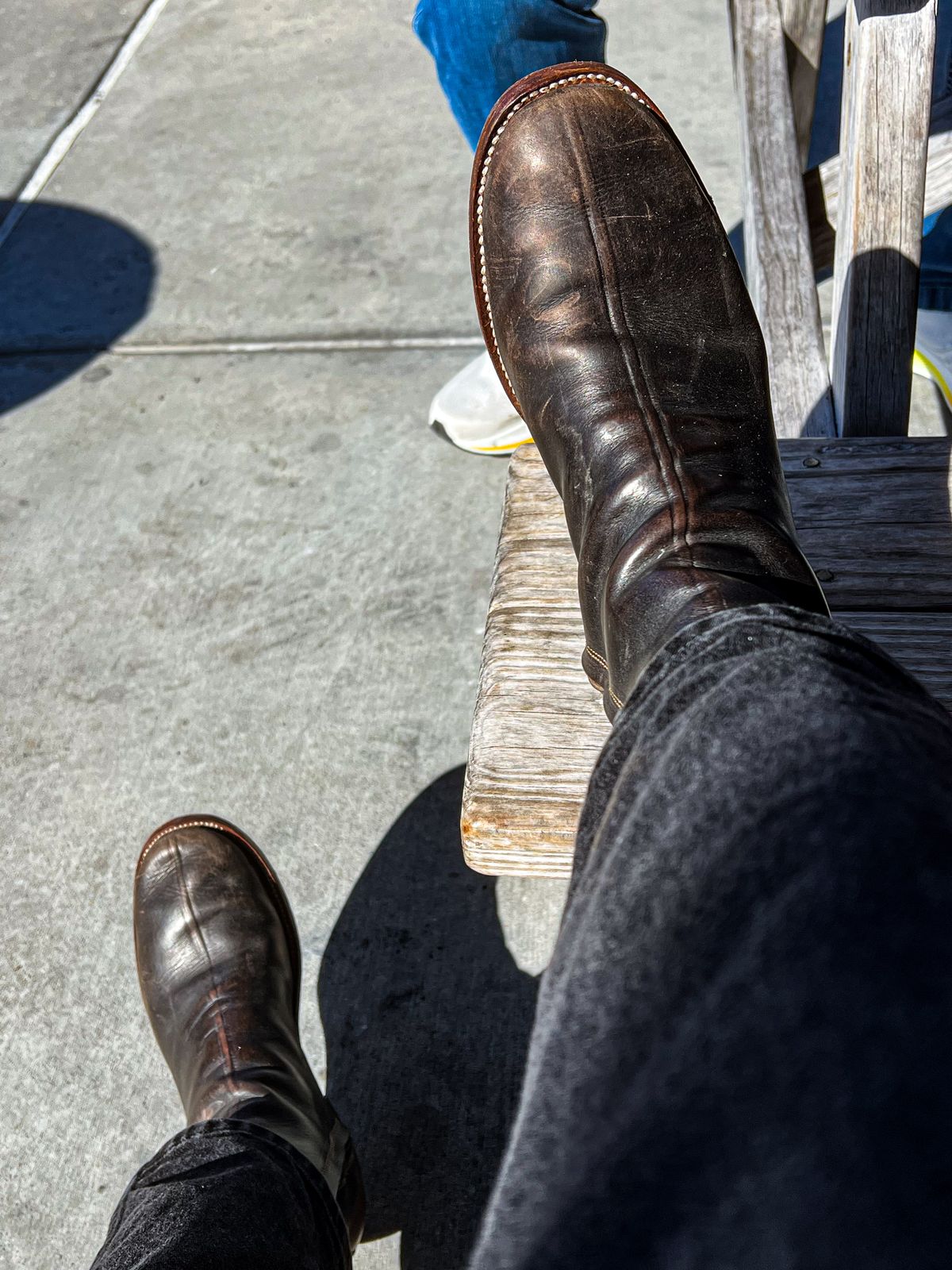 Photo by KVanDev on February 1, 2025 of the Fortis Boots Antasena Sidezip in Indonesian Black Teacore.