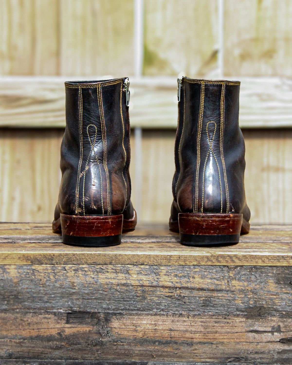Photo by KVanDev on February 3, 2025 of the Fortis Boots Antasena Sidezip in Indonesian Black Teacore.