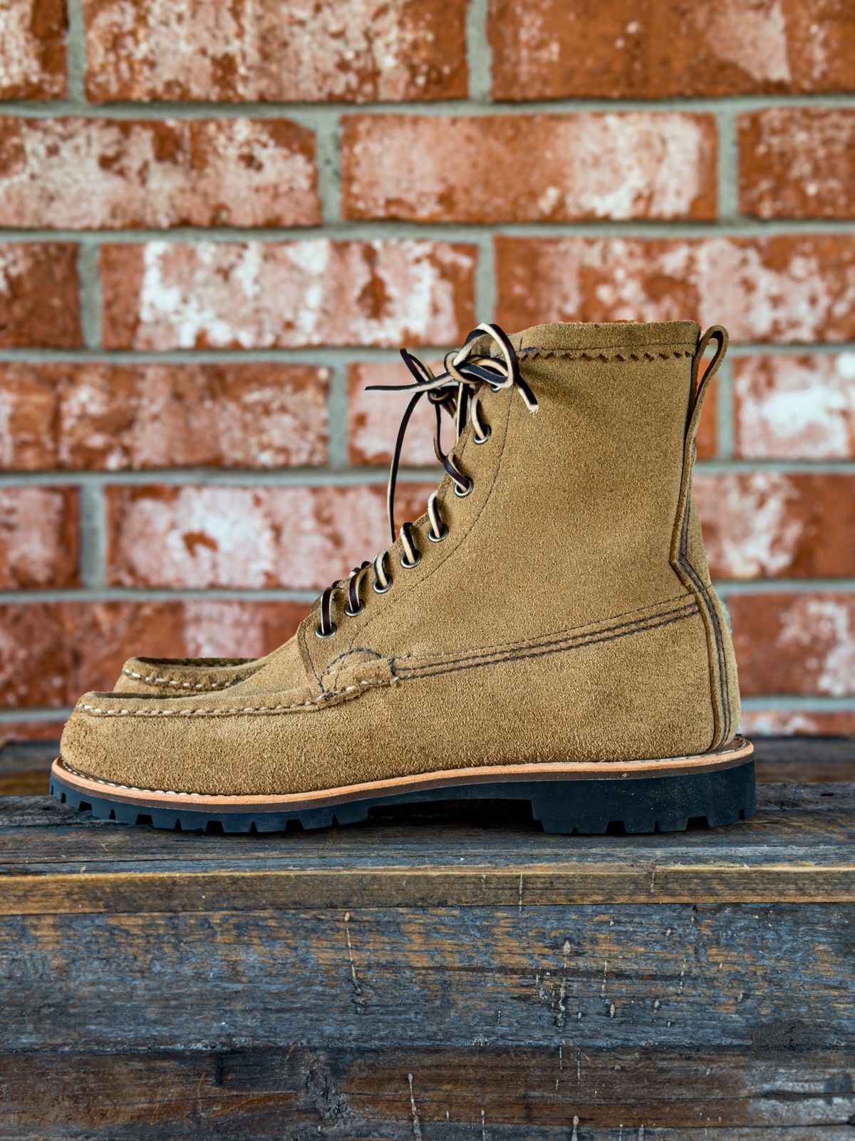 Photo by KVanDev on September 30, 2025 of the Russell Moccasin Co. Backcountry in Horween Marine Field Roughout.