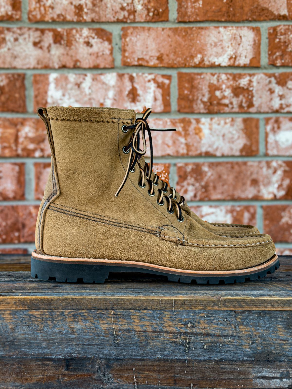 Photo by KVanDev on September 30, 2025 of the Russell Moccasin Co. Backcountry in Horween Marine Field Roughout.