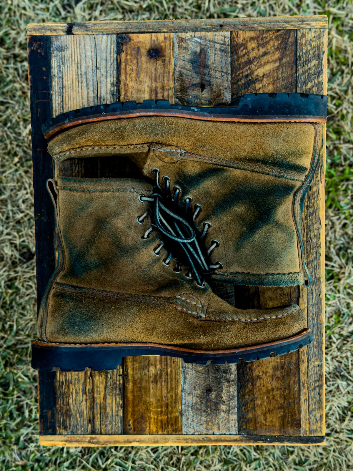 Photo by KVanDev on February 5, 2026 of the Russell Moccasin Co. Backcountry in Horween Marine Field Roughout.