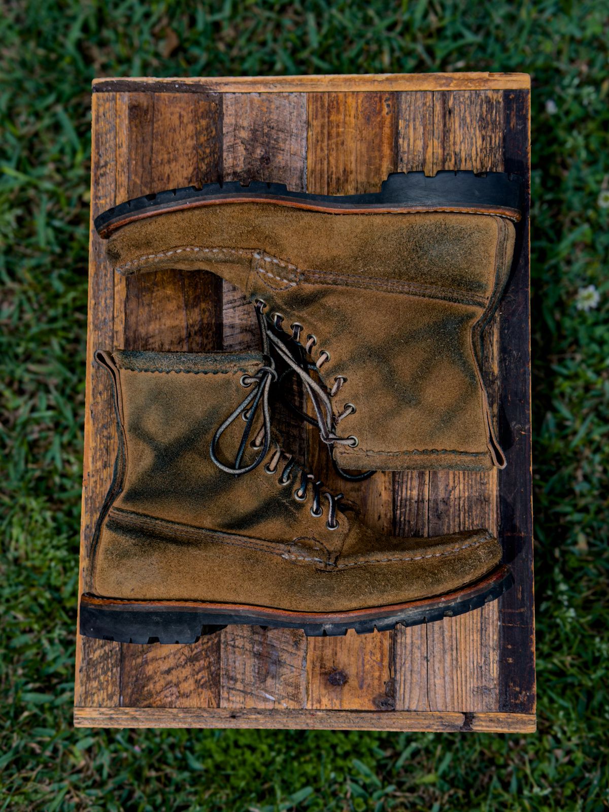 Photo by KVanDev on April 5, 2026 of the Russell Moccasin Co. Backcountry in Horween Marine Field Roughout.