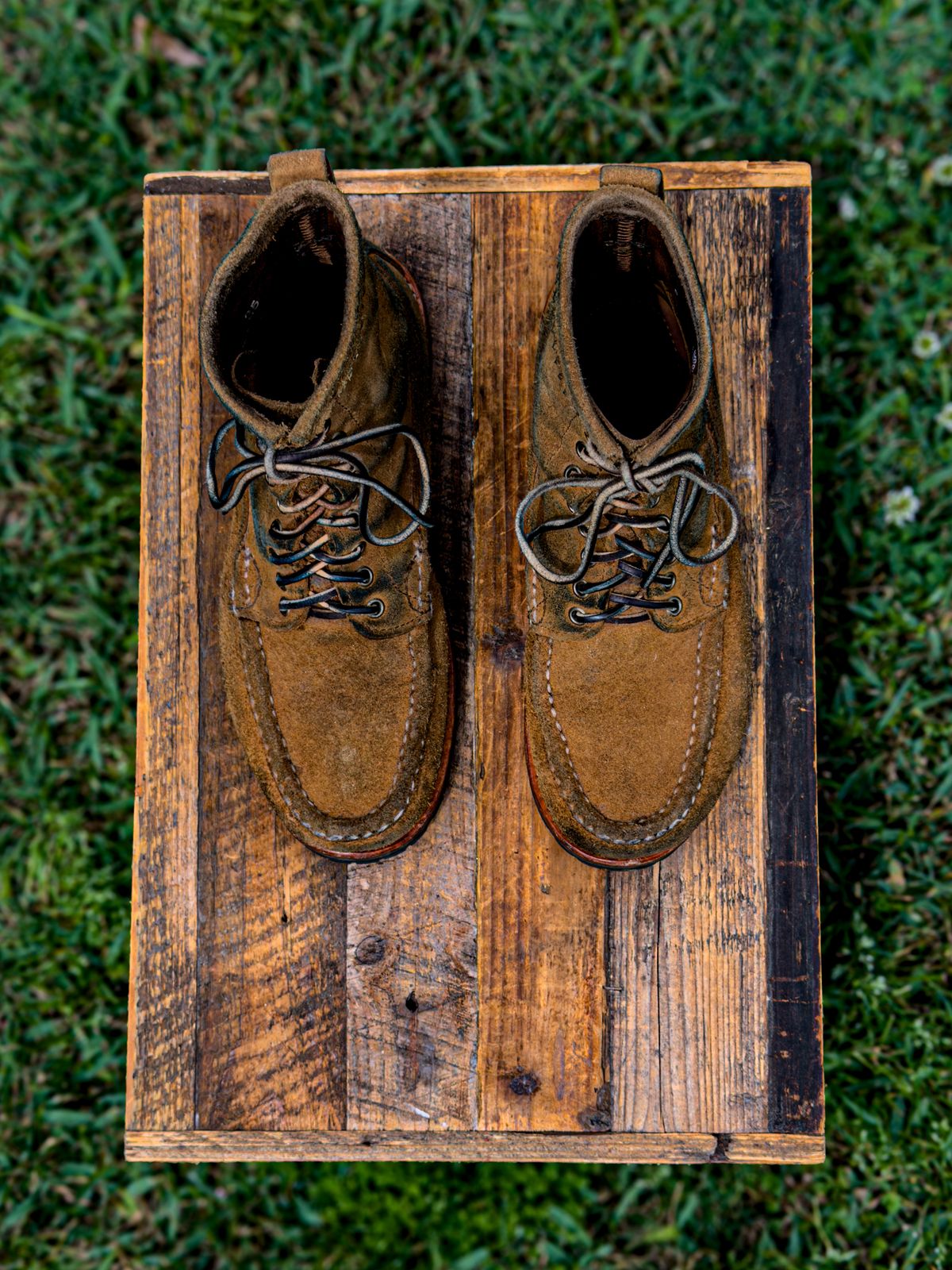 Photo by KVanDev on April 5, 2026 of the Russell Moccasin Co. Backcountry in Horween Marine Field Roughout.