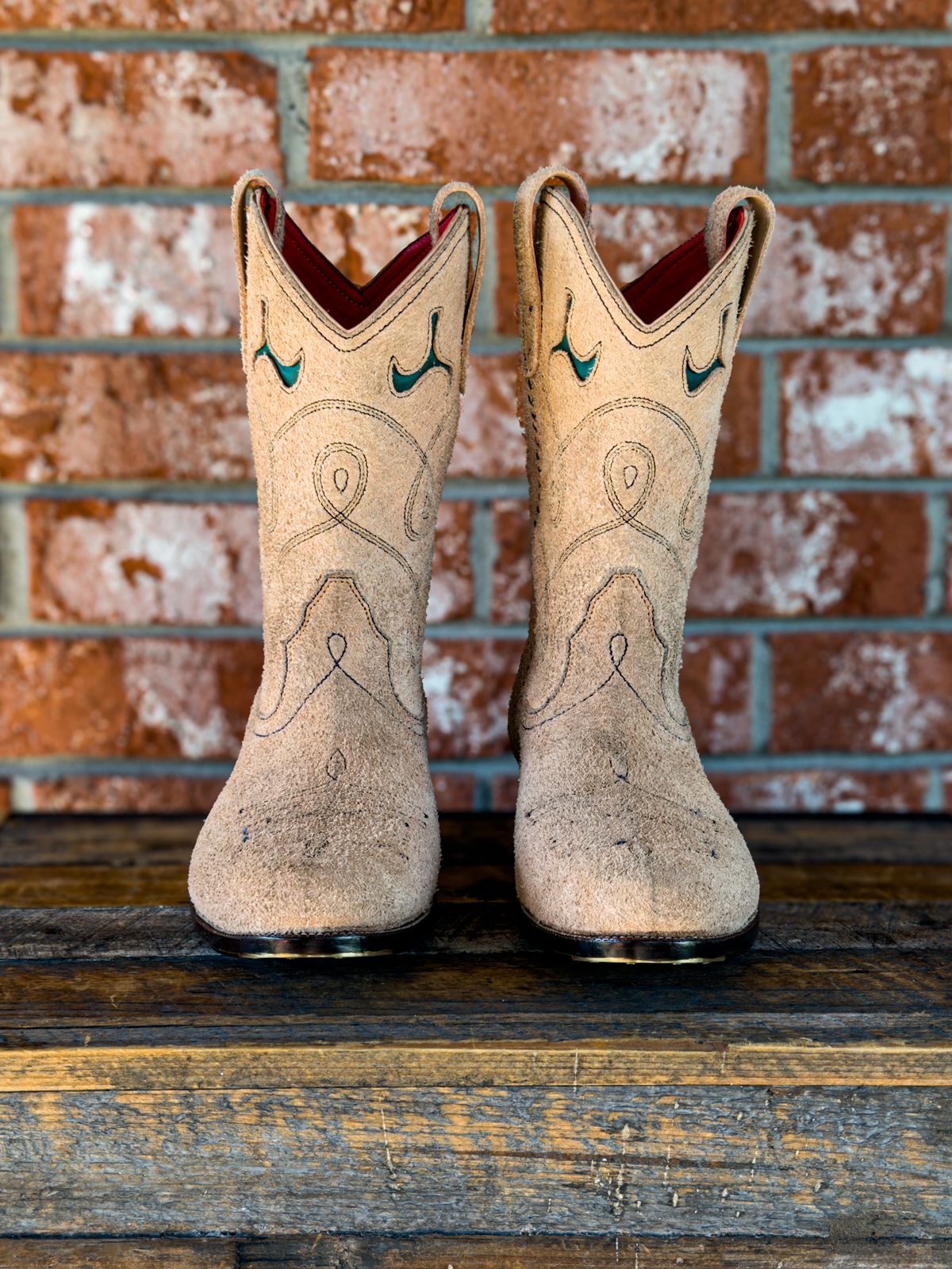 Photo by KVanDev on October 20, 2025 of the Fortis Boots Cowboy Boot in Indonesian Natural Veg Tan.