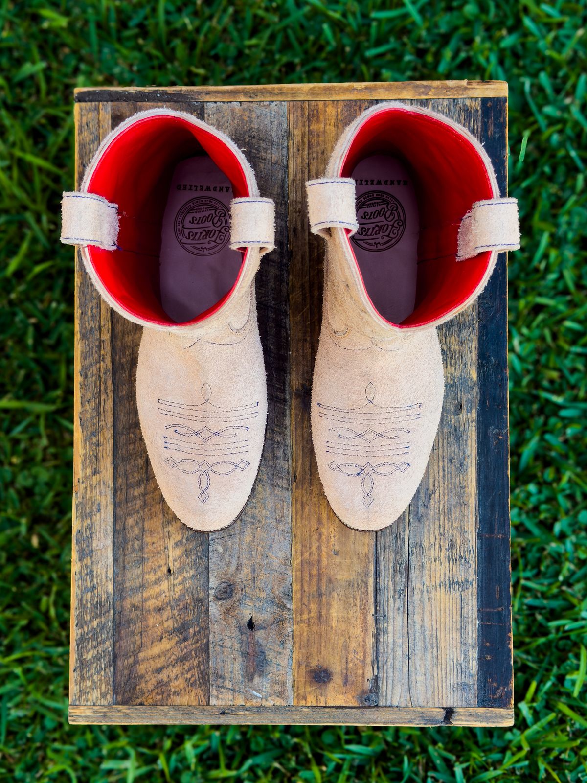 Photo by KVanDev on October 20, 2025 of the Fortis Boots Cowboy Boot in Indonesian Natural Veg Tan.