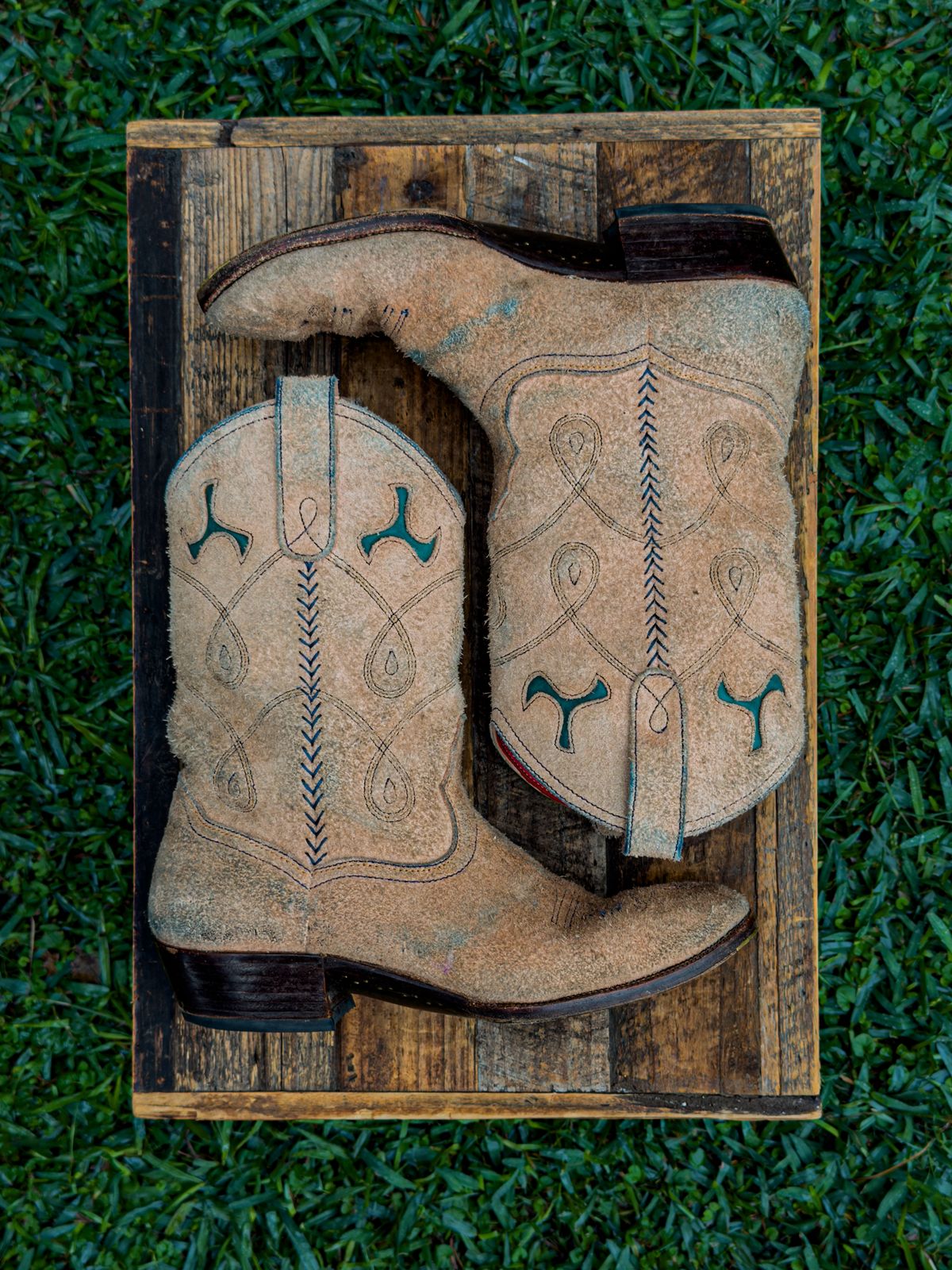 Photo by KVanDev on December 1, 2025 of the Fortis Boots Cowboy Boot in Indonesian Natural Veg Tan.