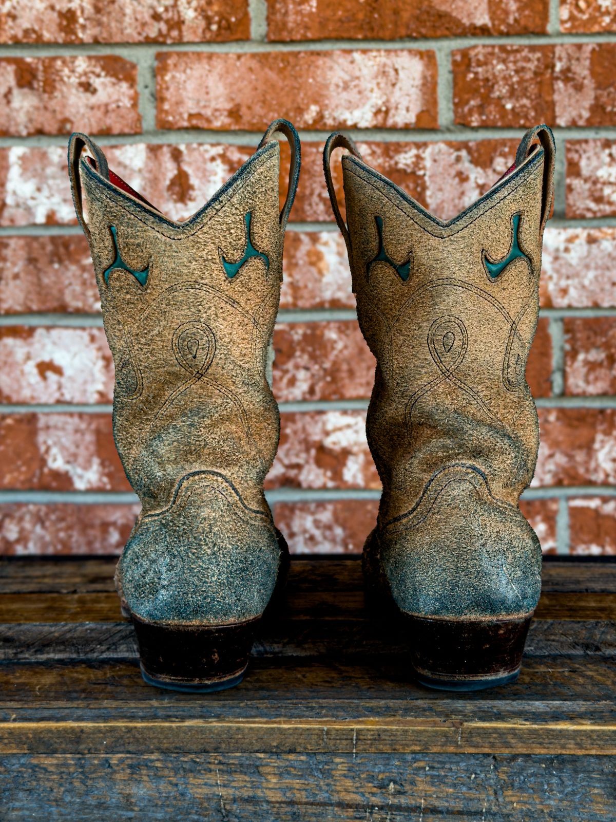 Photo by KVanDev on February 5, 2026 of the Fortis Boots Cowboy Boot in Indonesian Natural Veg Tan.