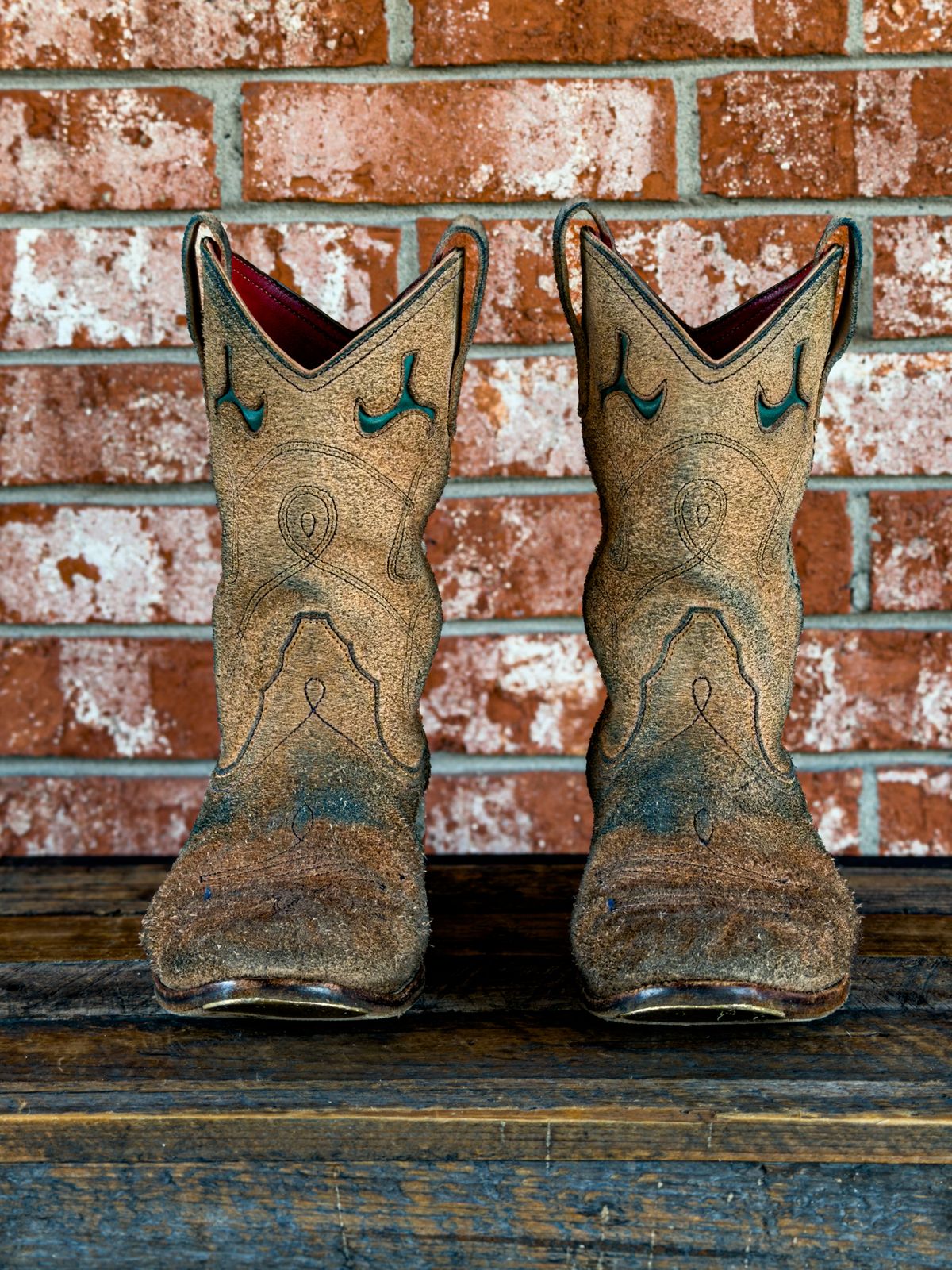 Photo by KVanDev on February 5, 2026 of the Fortis Boots Cowboy Boot in Indonesian Natural Veg Tan.