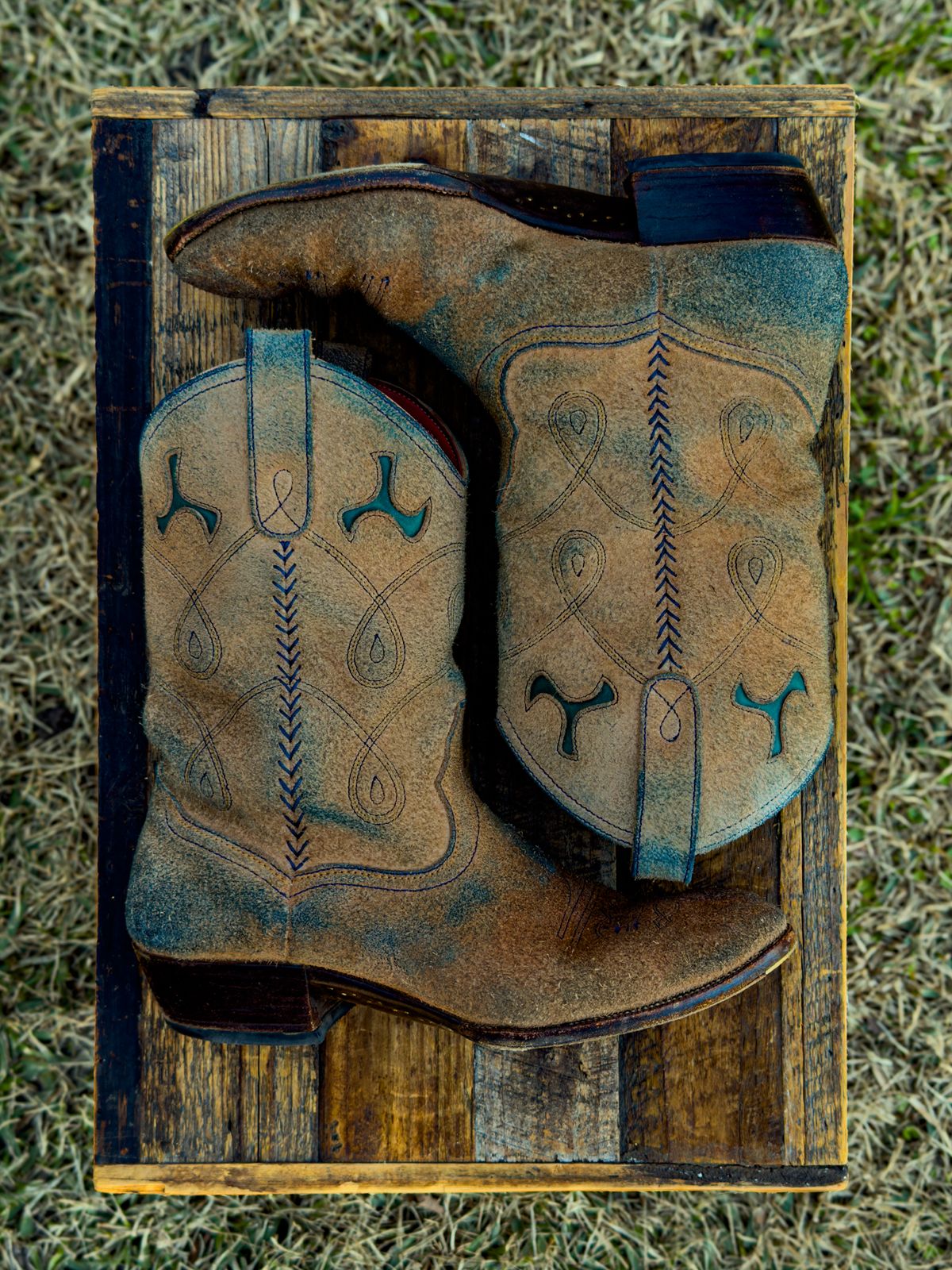 Photo by KVanDev on February 5, 2026 of the Fortis Boots Cowboy Boot in Indonesian Natural Veg Tan.