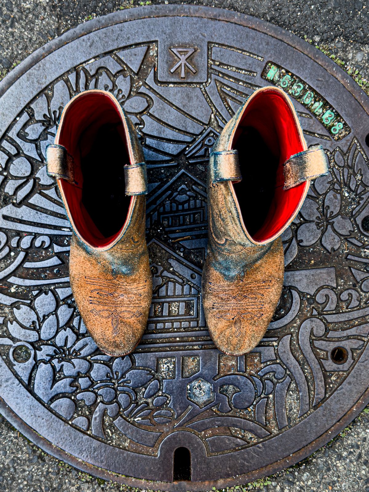 Photo by KVanDev on March 5, 2026 of the Fortis Boots Cowboy Boot in Indonesian Natural Veg Tan.