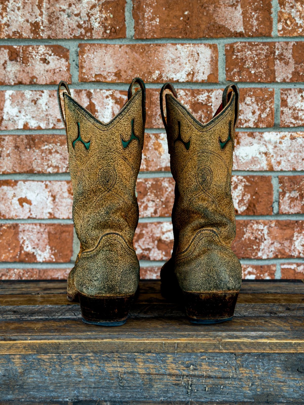 Photo by KVanDev on April 5, 2026 of the Fortis Boots Cowboy Boot in Indonesian Natural Veg Tan.