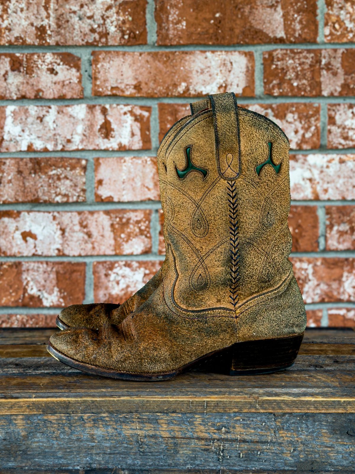 Photo by KVanDev on April 5, 2026 of the Fortis Boots Cowboy Boot in Indonesian Natural Veg Tan.