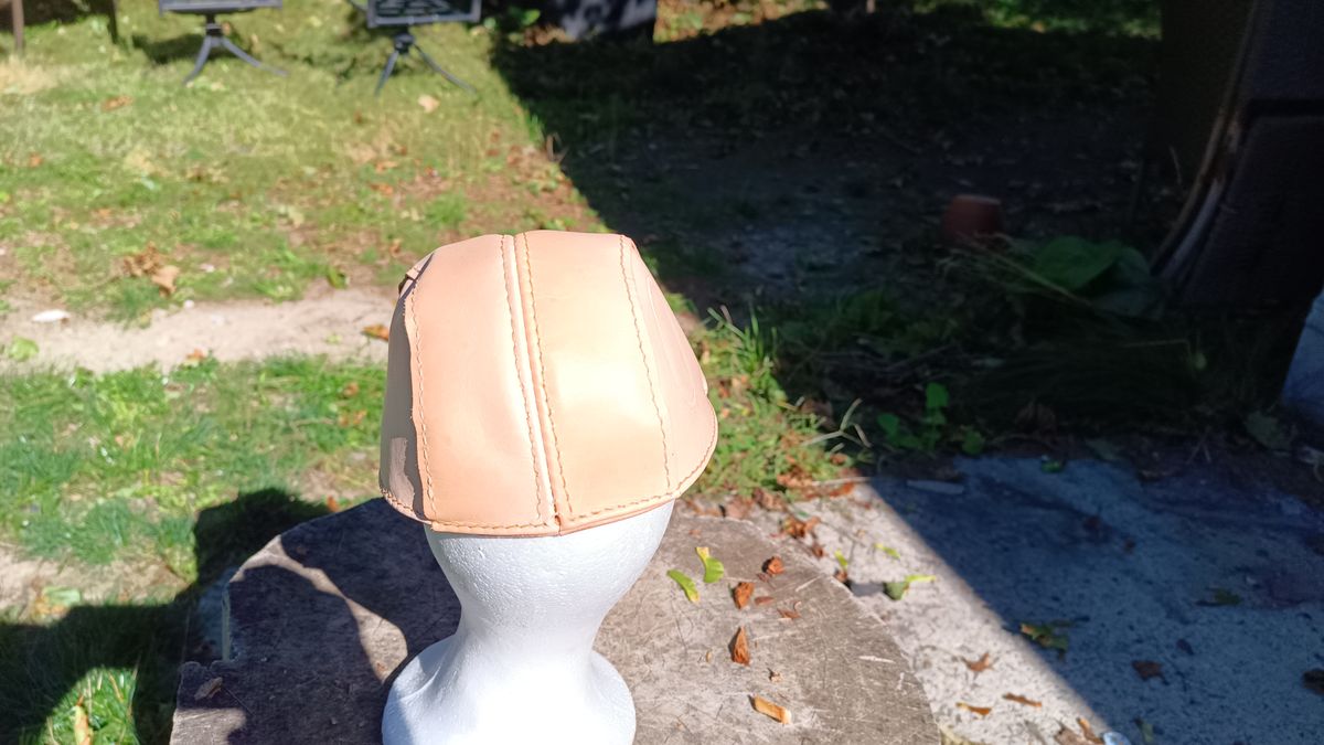 Photo by timmoffatt on October 1, 2025 of the Self-Made Flat Cap in Vegetable Tan.