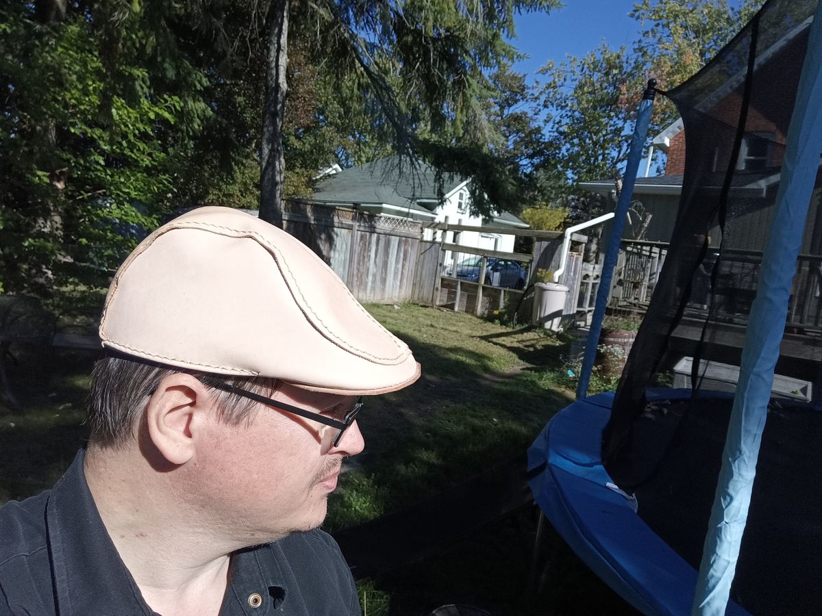 Photo by timmoffatt on October 1, 2025 of the Self-Made Flat Cap in Vegetable Tan.