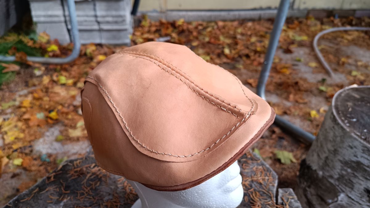 Photo by timmoffatt on November 1, 2025 of the Self-Made Flat Cap in Vegetable Tan.