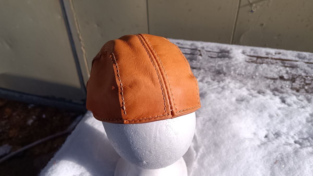 Photo by timmoffatt on December 1, 2025 of the Self-Made Flat Cap in Vegetable Tan.