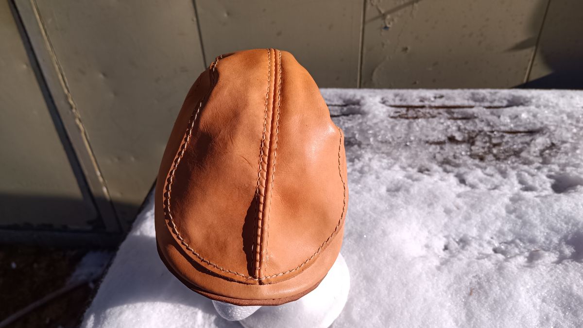Photo by timmoffatt on December 1, 2025 of the Self-Made Flat Cap in Vegetable Tan.