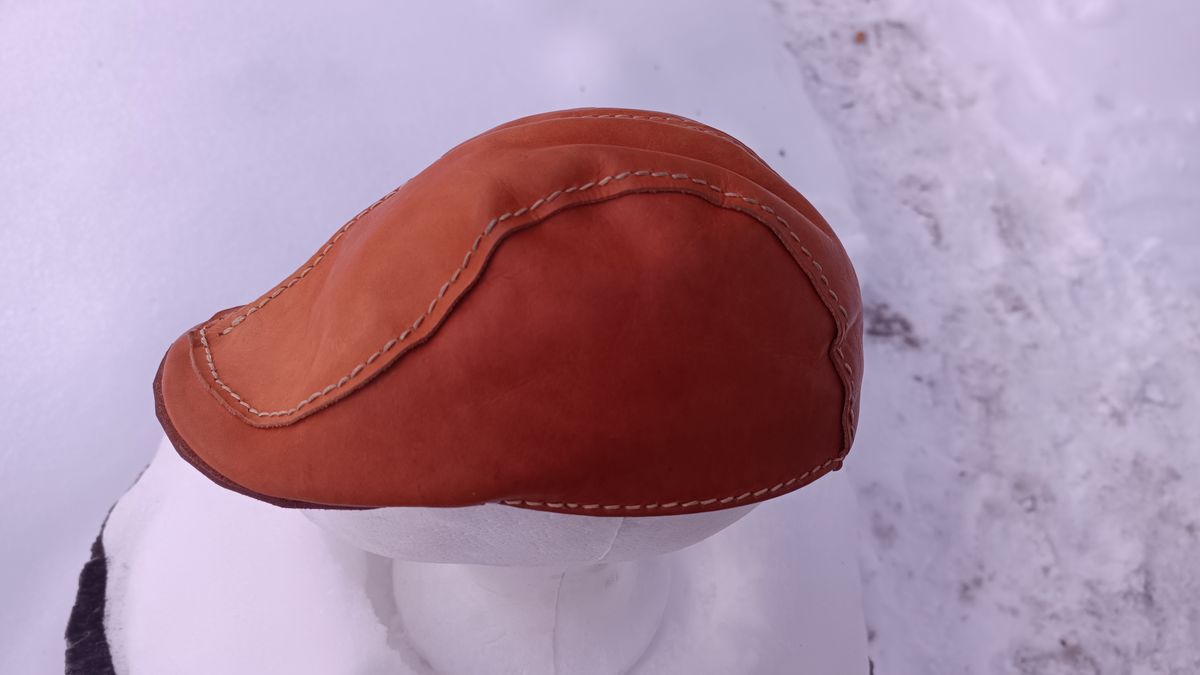 Photo by timmoffatt on February 2, 2026 of the Self-Made Flat Cap in Vegetable Tan.