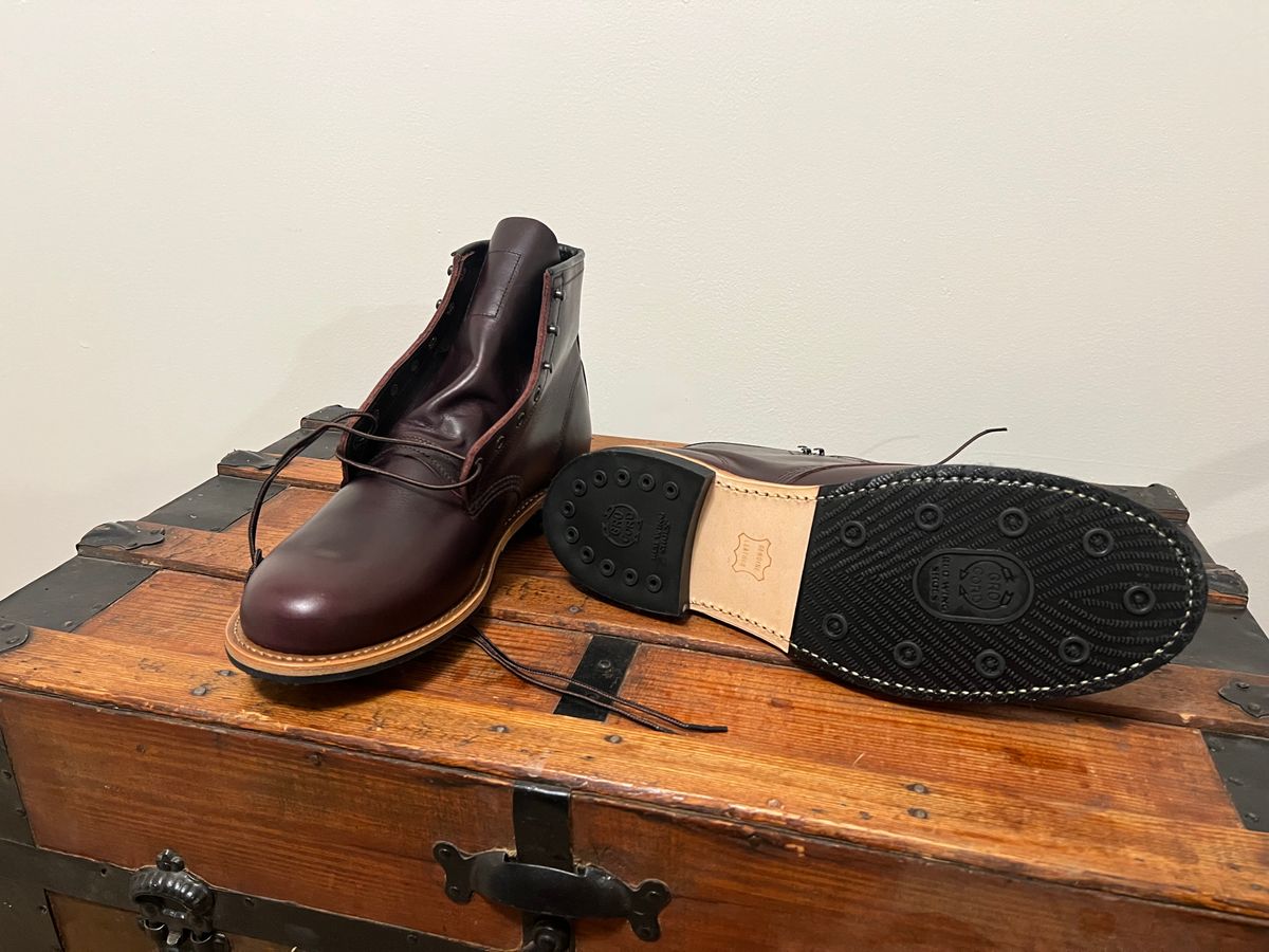 Photo by mluchterhand on September 17, 2025 of the Red Wing Beckman in Red Wing Black Cherry Excalibur.