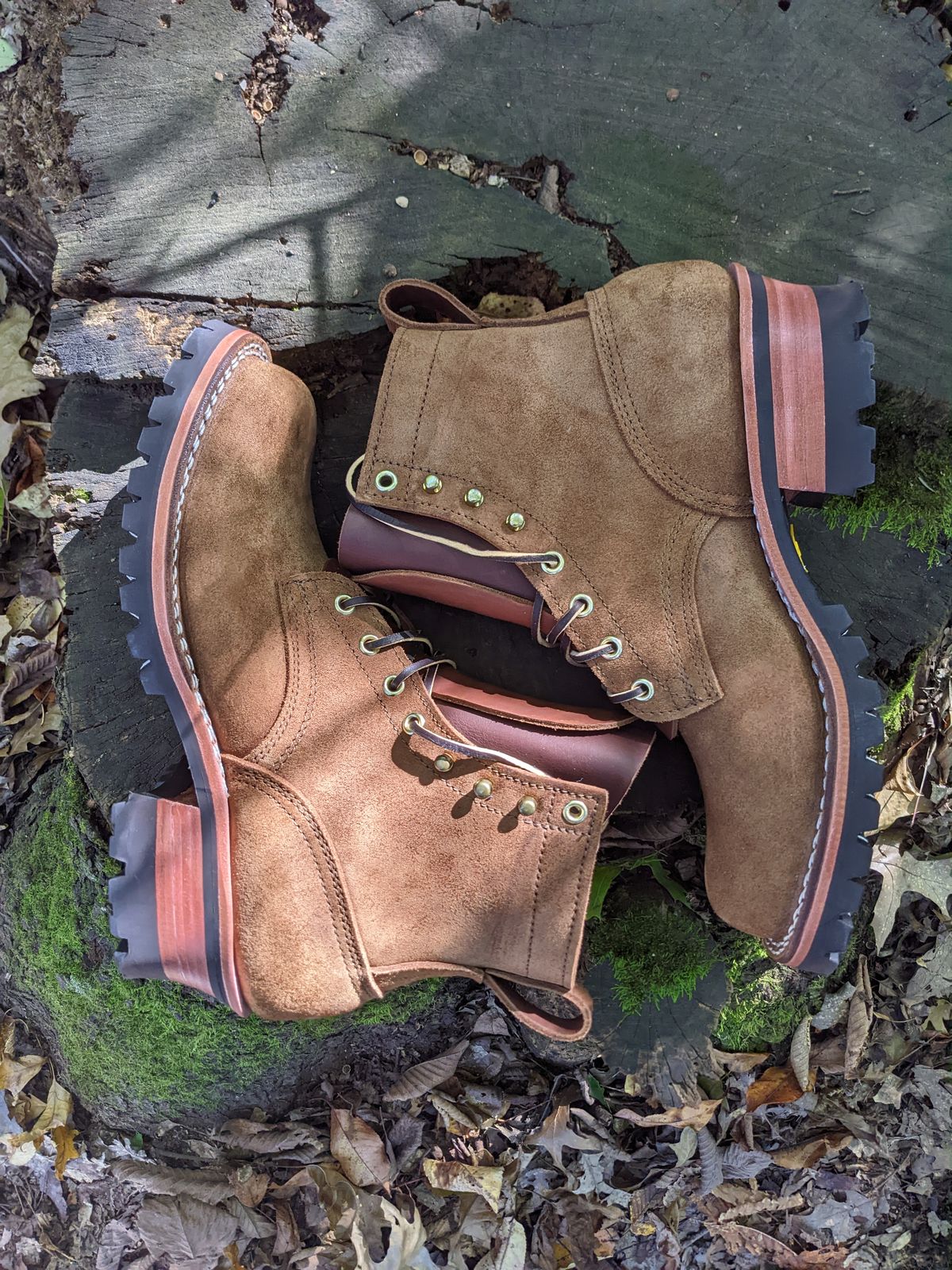 Photo by HairySuede on October 3, 2022 of the Nicks Urban Logger in Seidel 1964 Brown Roughout.