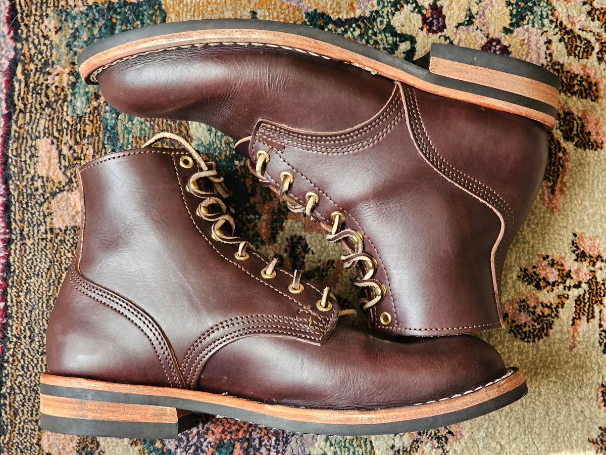 Photo by Saculer on February 5, 2024 of the Nicks Free Range in Wickett & Craig Dark Brown English Bridle.