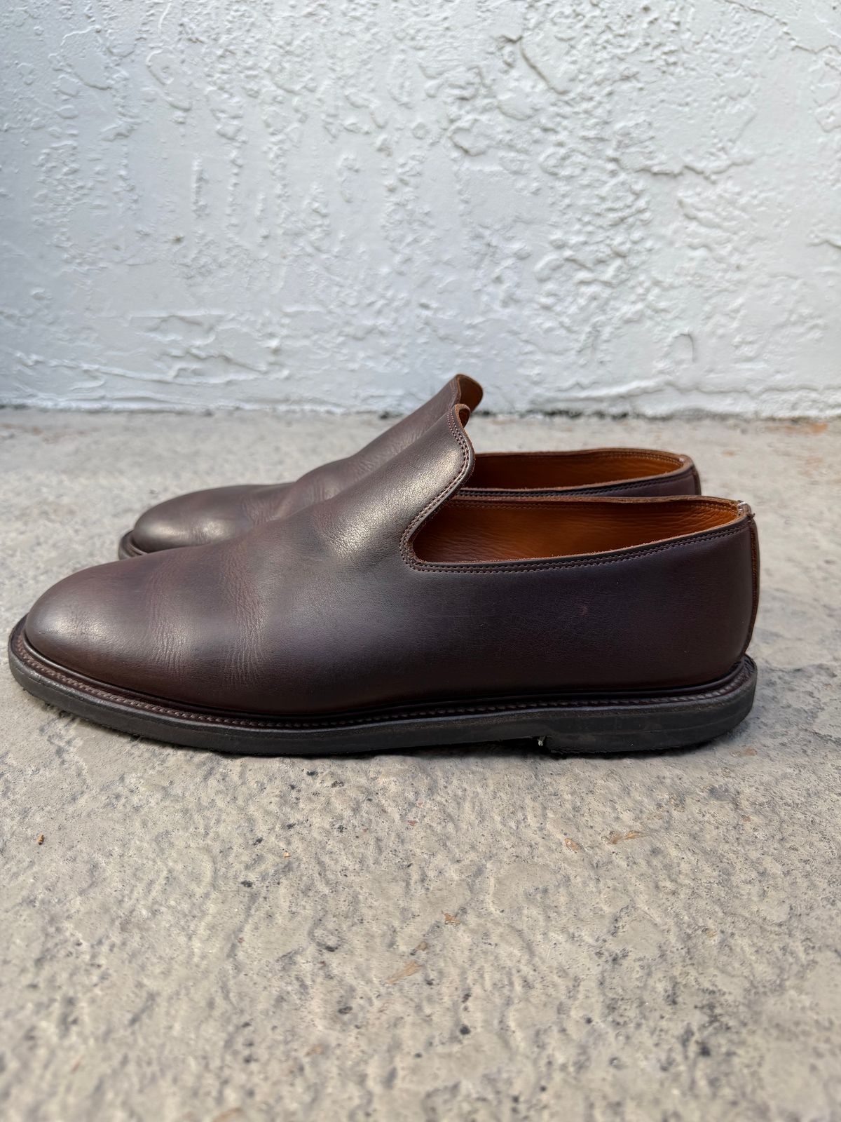 Photo by solidsalami117 on January 5, 2026 of the Viberg Slipper in C.F. Stead Whiskey Phoenix.