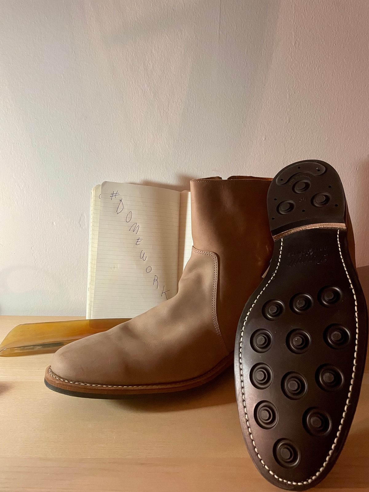 Photo by solidsalami117 on October 1, 2022 of the Viberg Side Zip in Maryam Fango Vitello Calf.