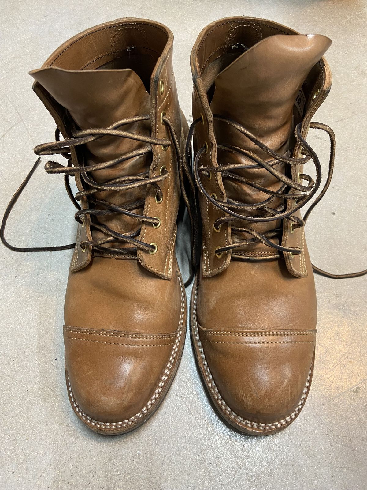 Photo by solidsalami117 on December 2, 2021 of the Truman Service Boot in Maryam Fango Horsebutt.