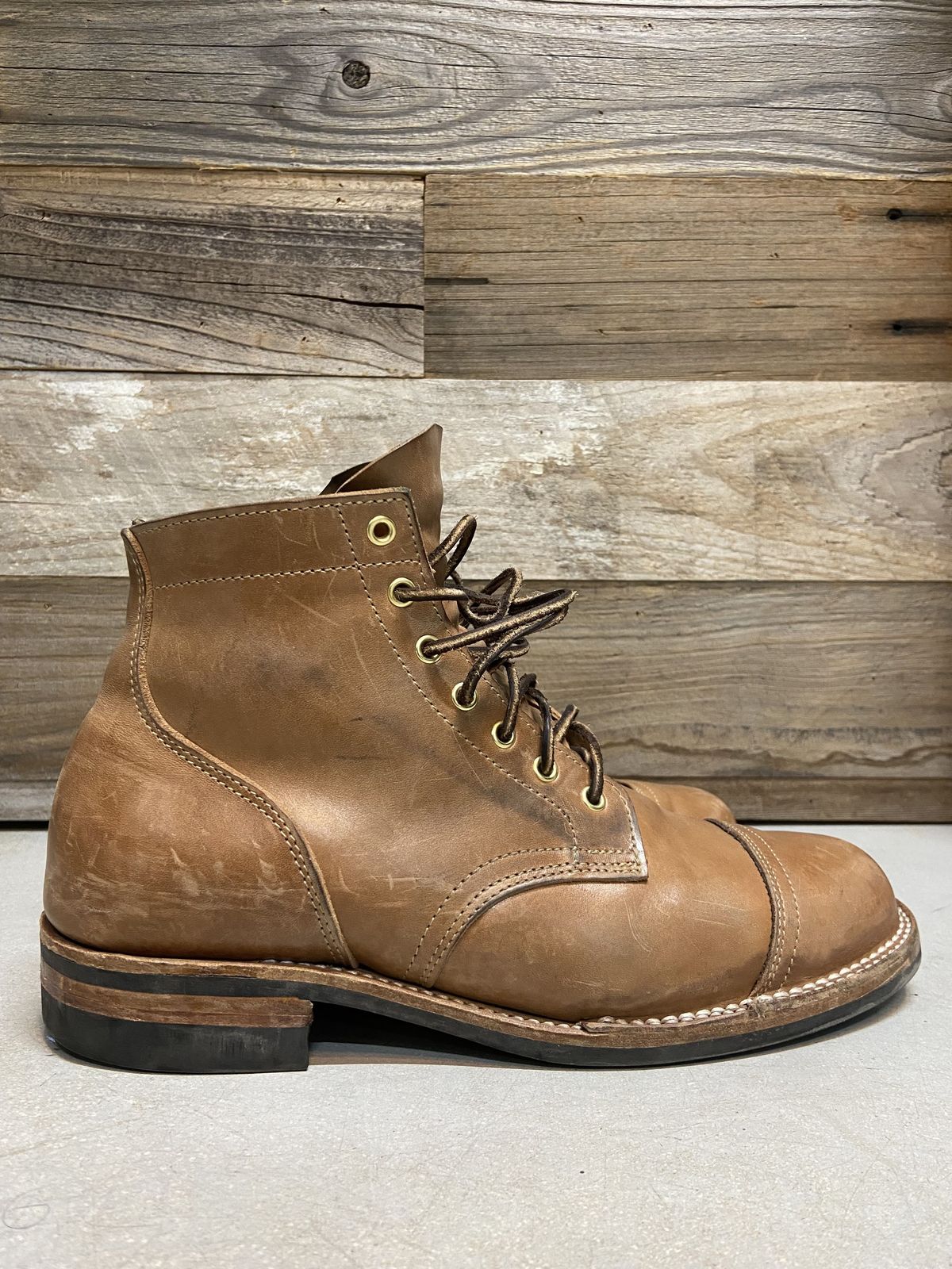 Photo by solidsalami117 on December 2, 2021 of the Truman Service Boot in Maryam Fango Horsebutt.