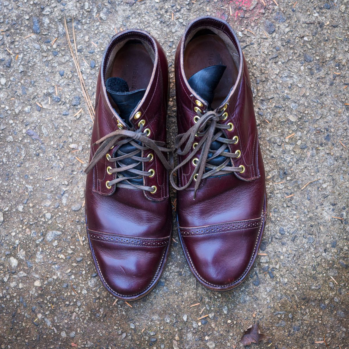 Photo by onelastboot on December 1, 2022 of the Viberg Service Boot in Horween Color 8 Chromexcel.