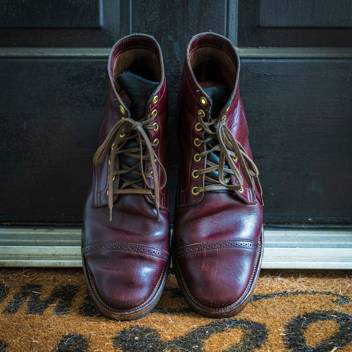 Photo by onelastboot on February 14, 2023 of the Viberg Service Boot in Horween Color 8 Chromexcel.