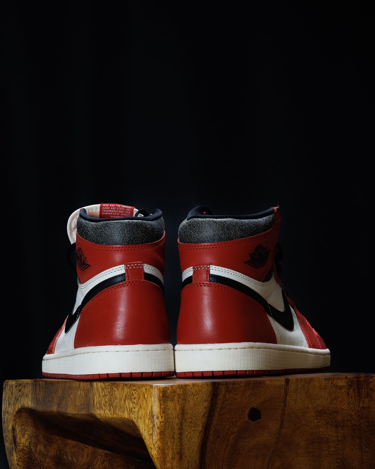 Photo by onelastboot on October 1, 2024 of the Nike Air Jordan 1 Lost & Found Chicago in Unknown Leather.