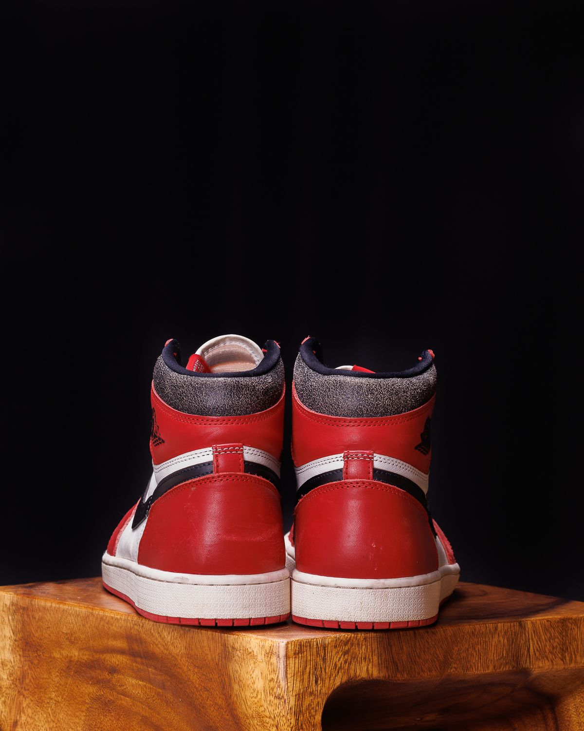 Photo by onelastboot on November 1, 2024 of the Nike Air Jordan 1 Lost & Found Chicago in Unknown Leather.