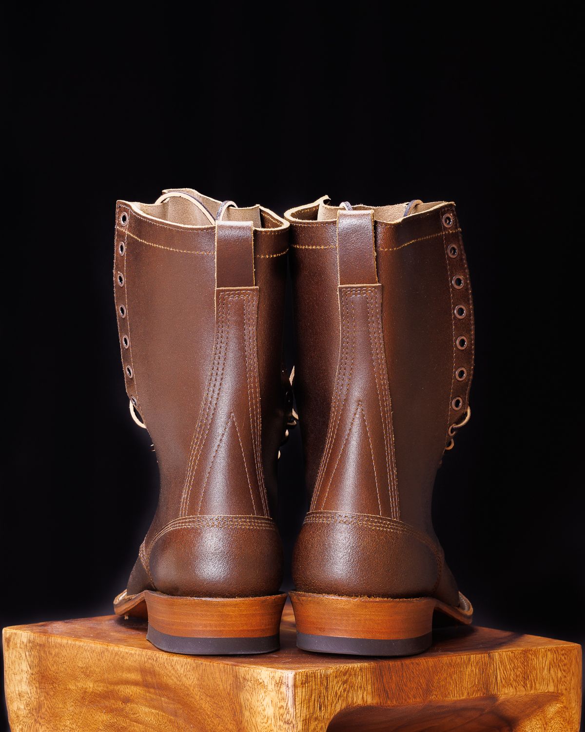 Photo by onelastboot on November 1, 2024 of the White's Bounty Hunter in Horween Cinnamon Waxed Flesh.