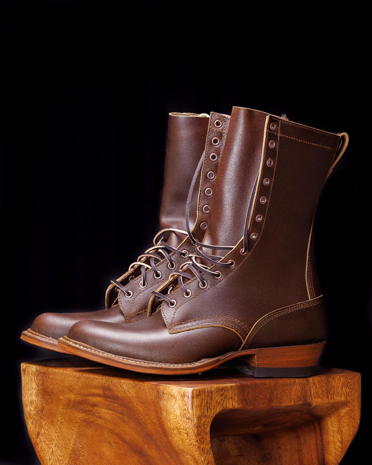Photo by onelastboot on November 1, 2024 of the White's Bounty Hunter in Horween Cinnamon Waxed Flesh.