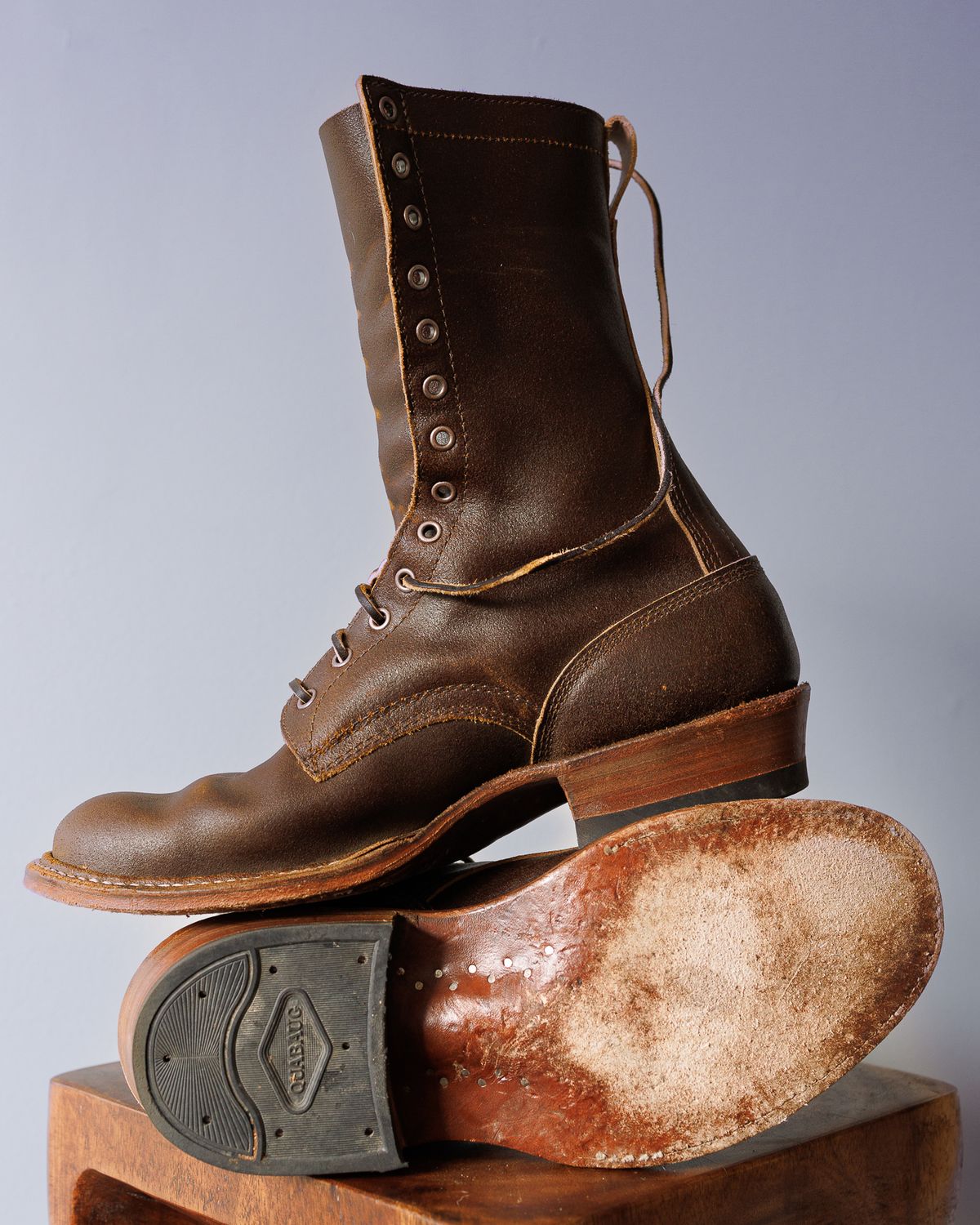Photo by onelastboot on November 17, 2024 of the White's Bounty Hunter in Horween Cinnamon Waxed Flesh.