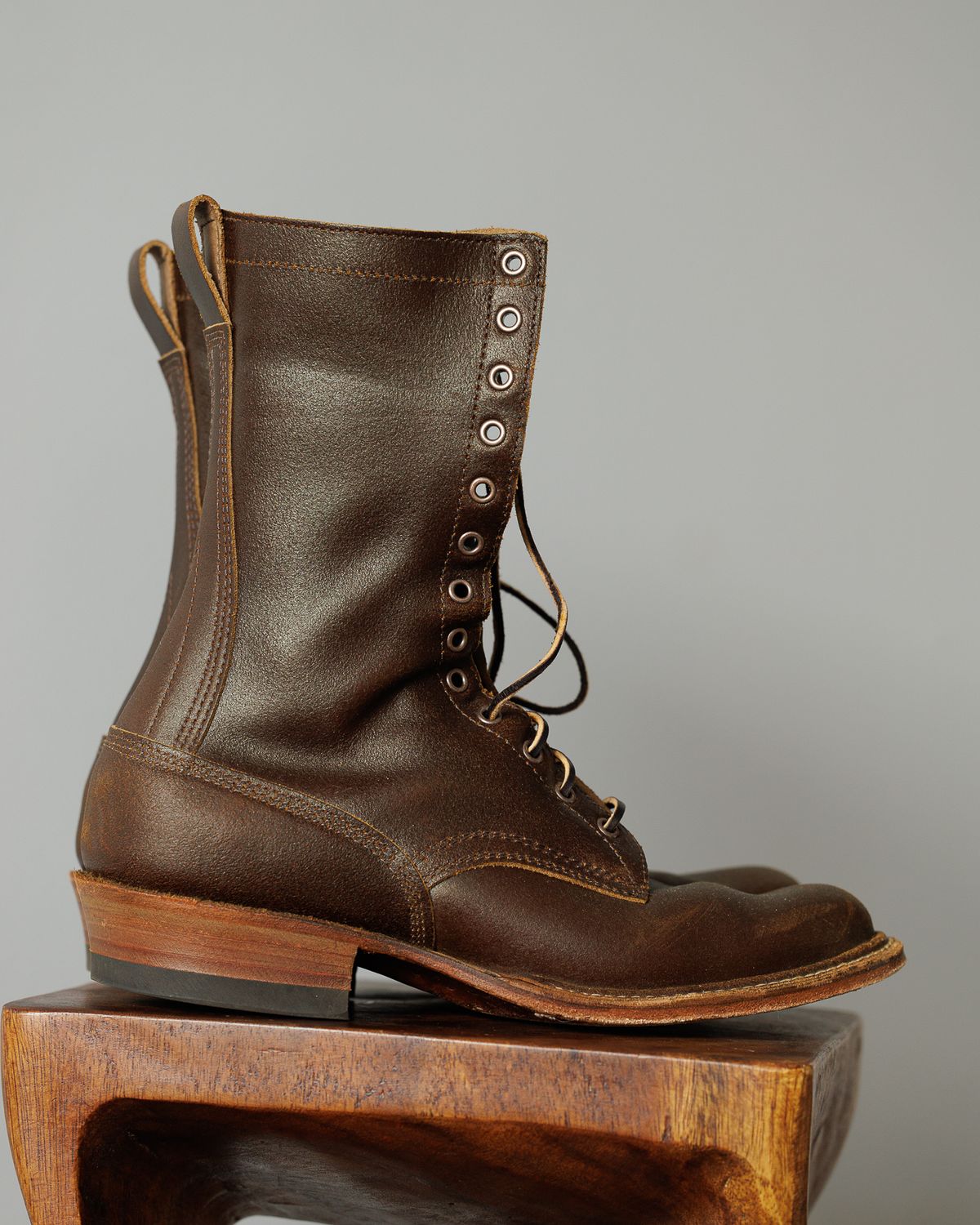 Photo by onelastboot on January 5, 2025 of the White's Bounty Hunter in Horween Cinnamon Waxed Flesh.