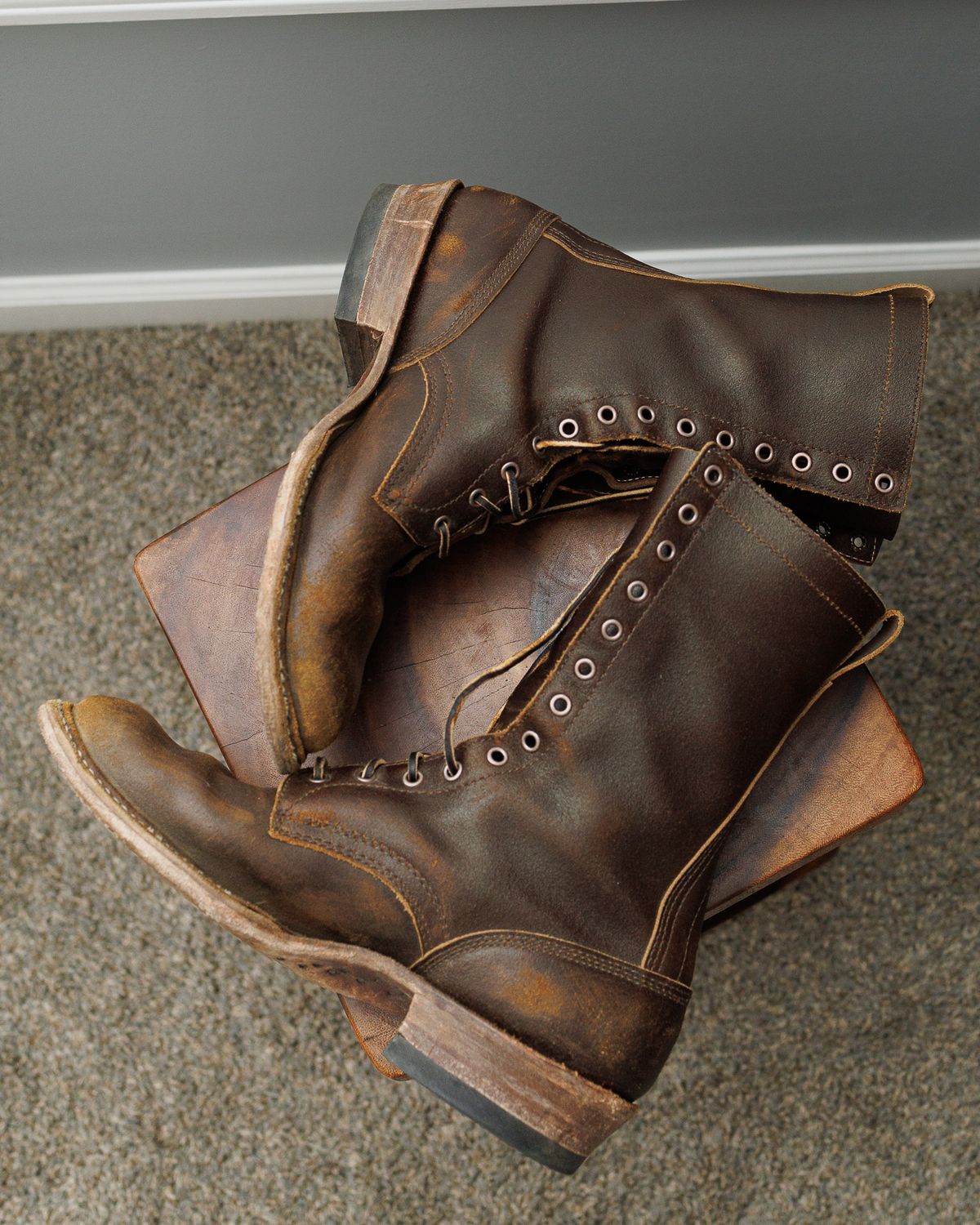 Photo by onelastboot on March 5, 2025 of the White's Bounty Hunter in Horween Cinnamon Waxed Flesh.