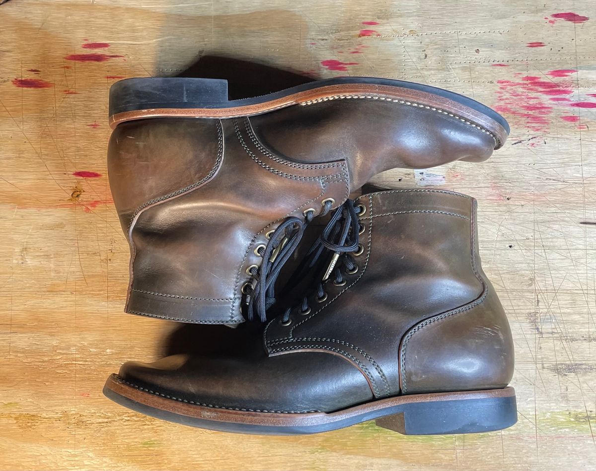 Photo by DBBrenner on January 3, 2024 of the Flame Panda Boondocker in Unknown Leather.