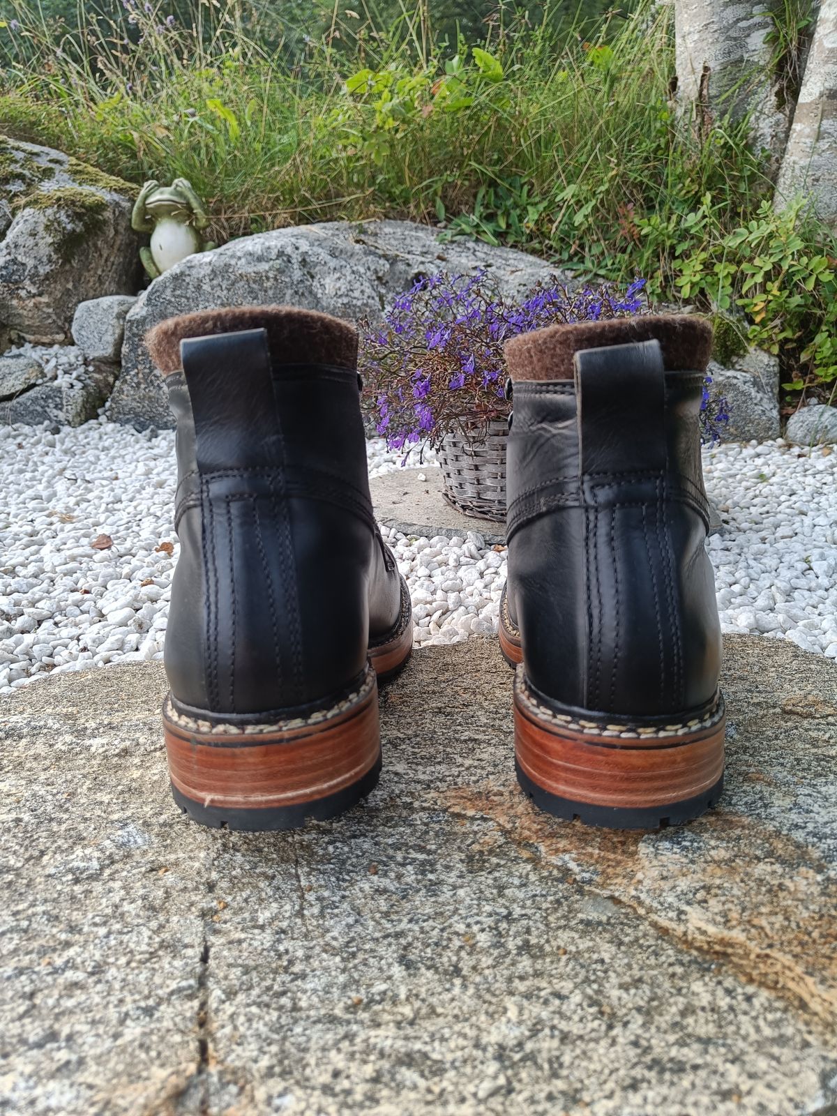 Photo by matias.lillebo02 on September 1, 2023 of the Dundas Footwear Gunnerside in Unknown Material.