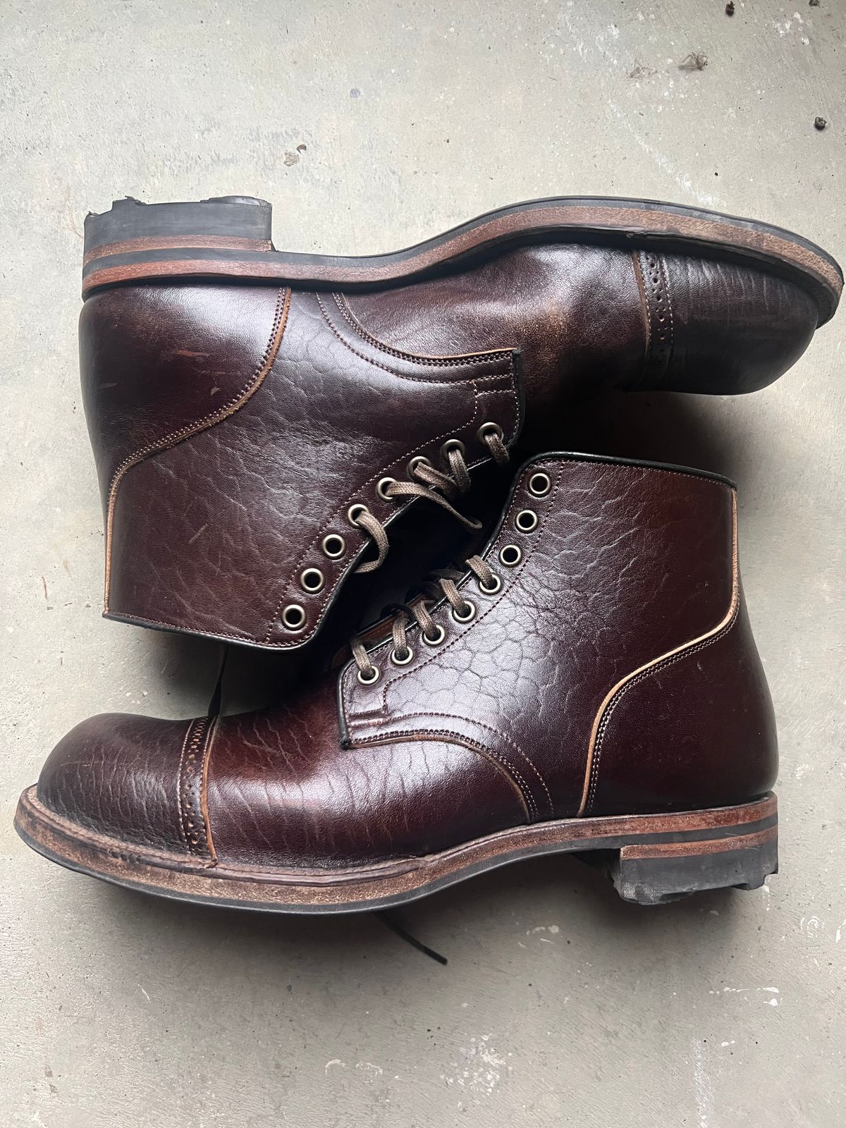 Photo by wvbootsndenim on January 5, 2023 of the Viberg Service Boot in Shinki Dark Brown Oiled Horsebutt.