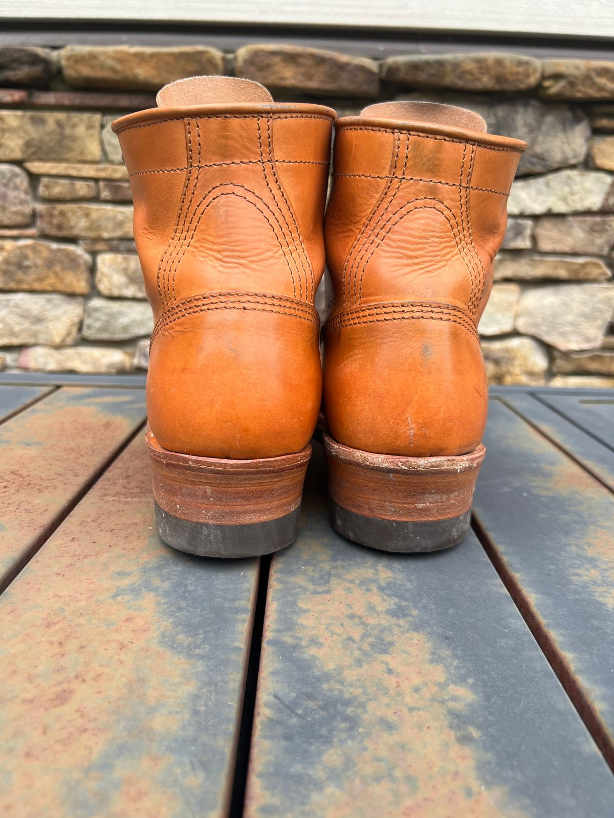 Photo by wvbootsndenim on December 3, 2024 of the John Lofgren Steel Gang Boots in Badalassi Carlo Bone Pueblo.