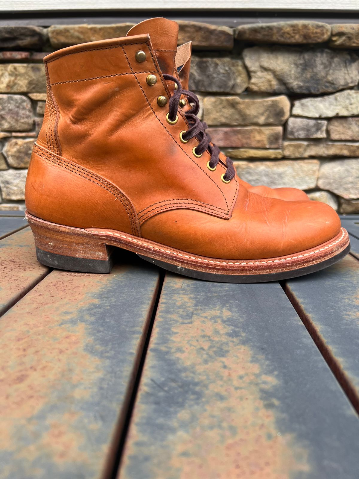 Photo by wvbootsndenim on December 3, 2024 of the John Lofgren Steel Gang Boots in Badalassi Carlo Bone Pueblo.