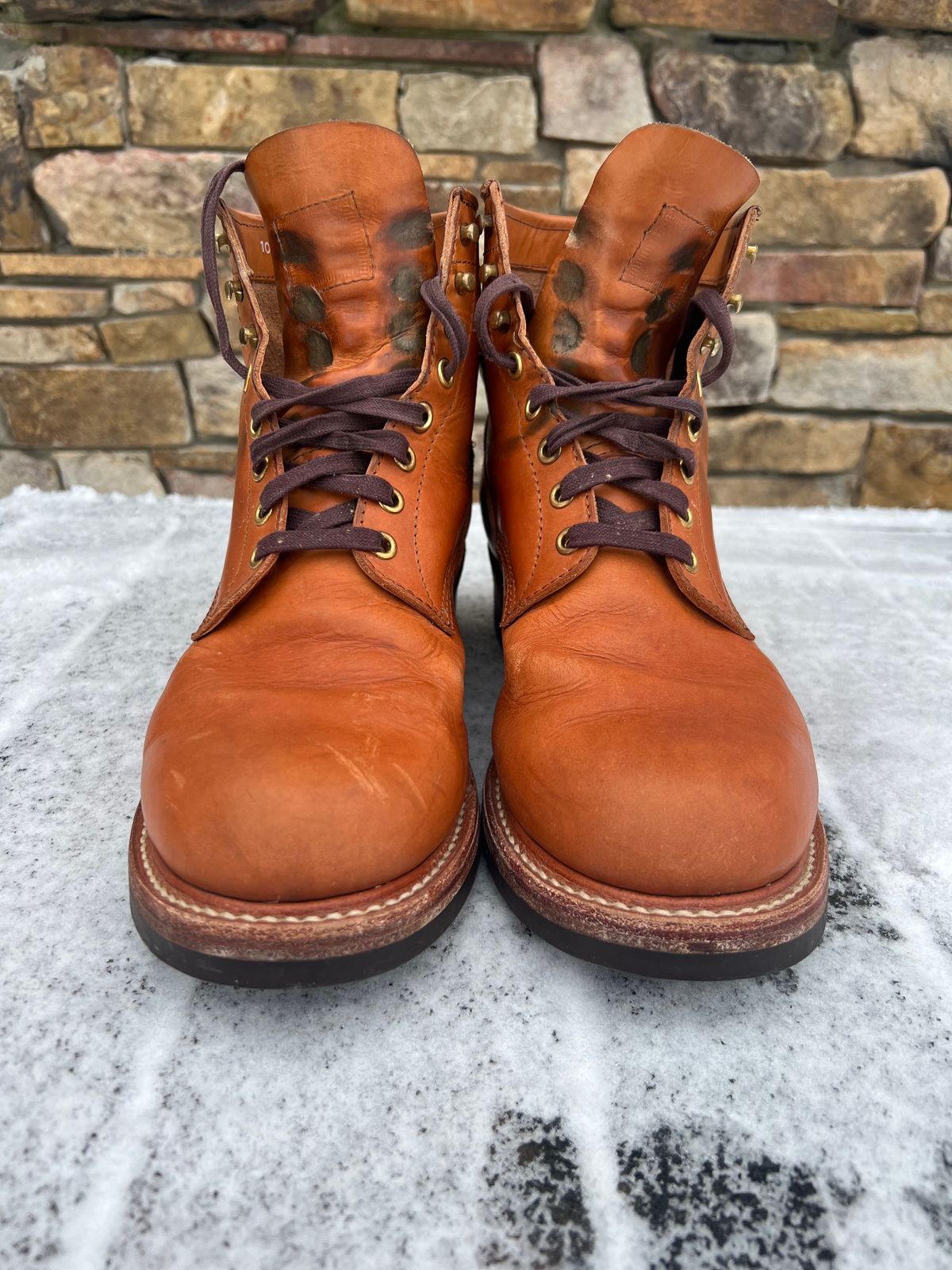 Photo by wvbootsndenim on January 5, 2025 of the John Lofgren Steel Gang Boots in Badalassi Carlo Bone Pueblo.