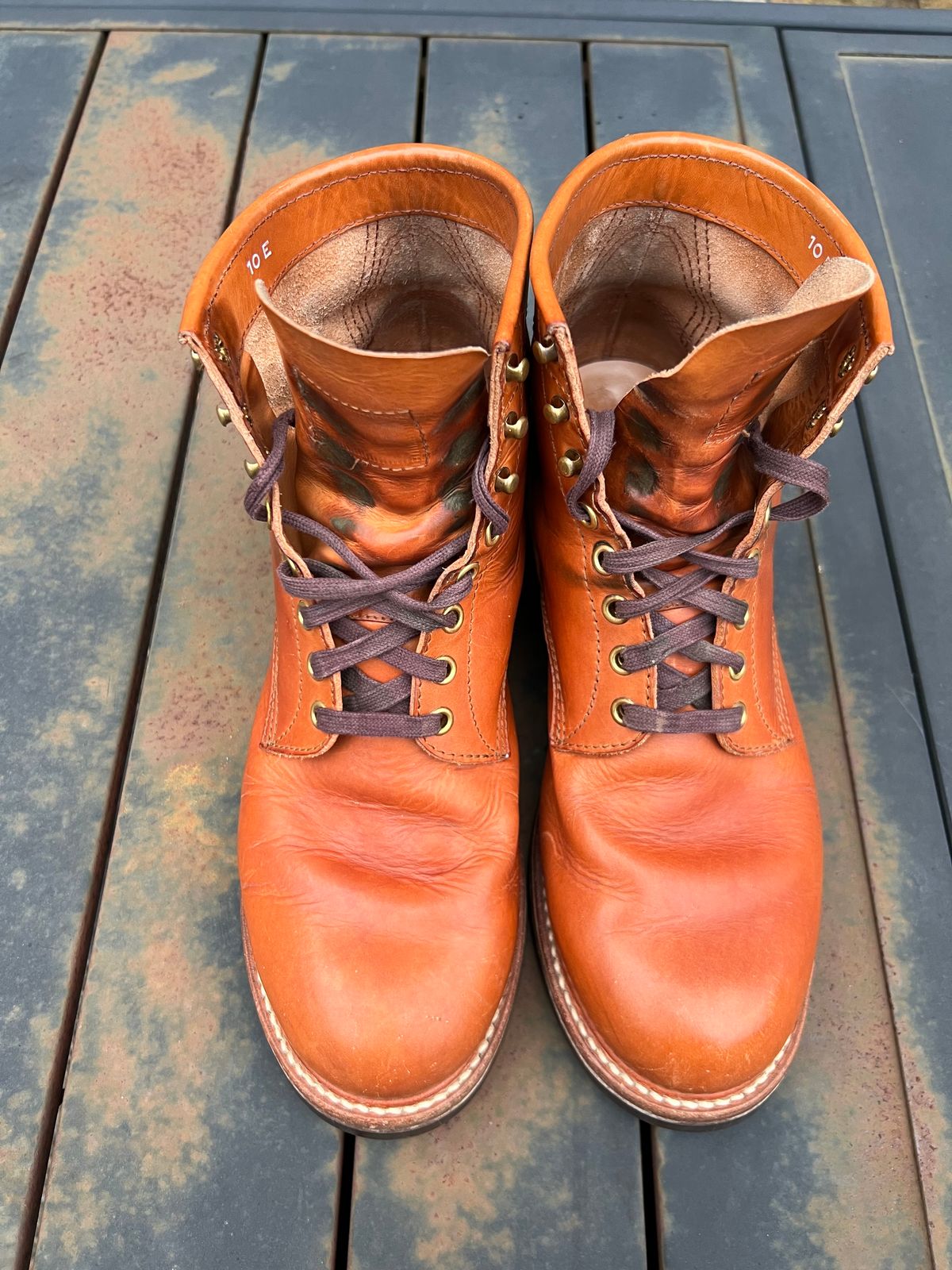 Photo by wvbootsndenim on March 1, 2025 of the John Lofgren Steel Gang Boots in Badalassi Carlo Bone Pueblo.