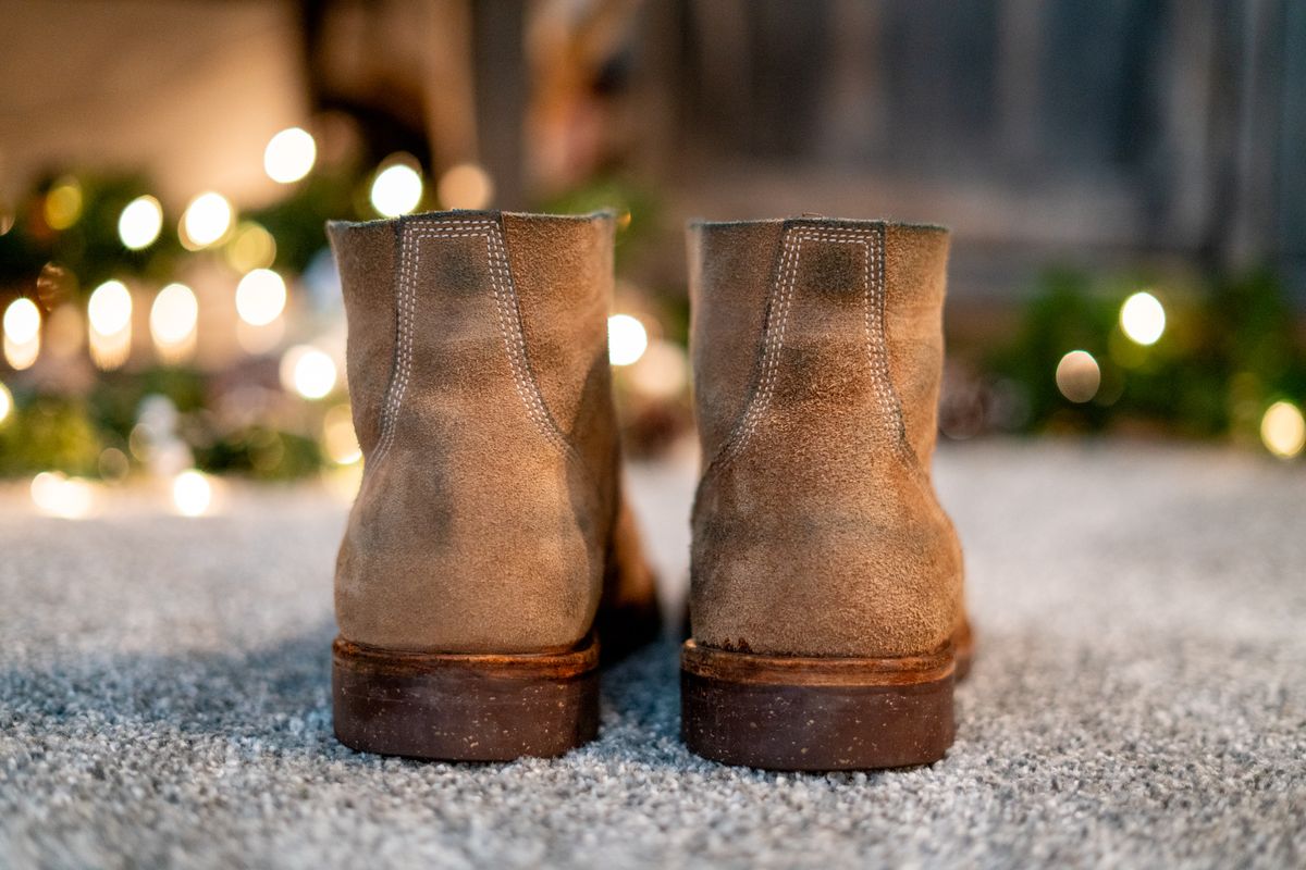 Photo by cconway816 on December 5, 2023 of the Oak Street Bootmakers Field Boot in Horween Natural Chromexcel Roughout.