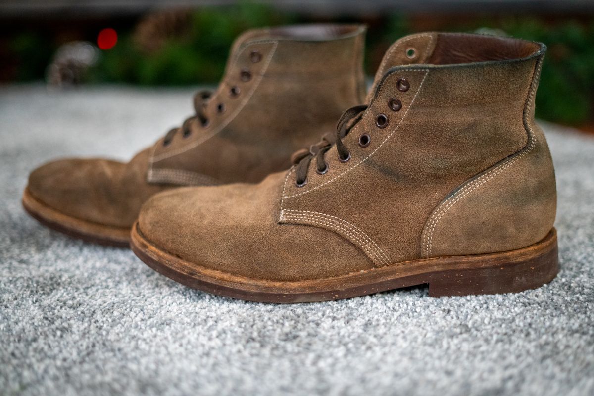 Photo by cconway816 on January 6, 2024 of the Oak Street Bootmakers Field Boot in Horween Natural Chromexcel Roughout.