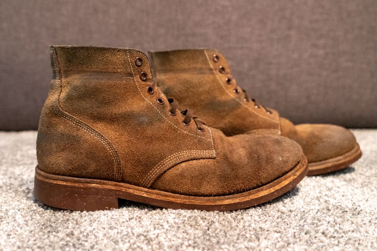 Photo by cconway816 on March 6, 2024 of the Oak Street Bootmakers Field Boot in Horween Natural Chromexcel Roughout.