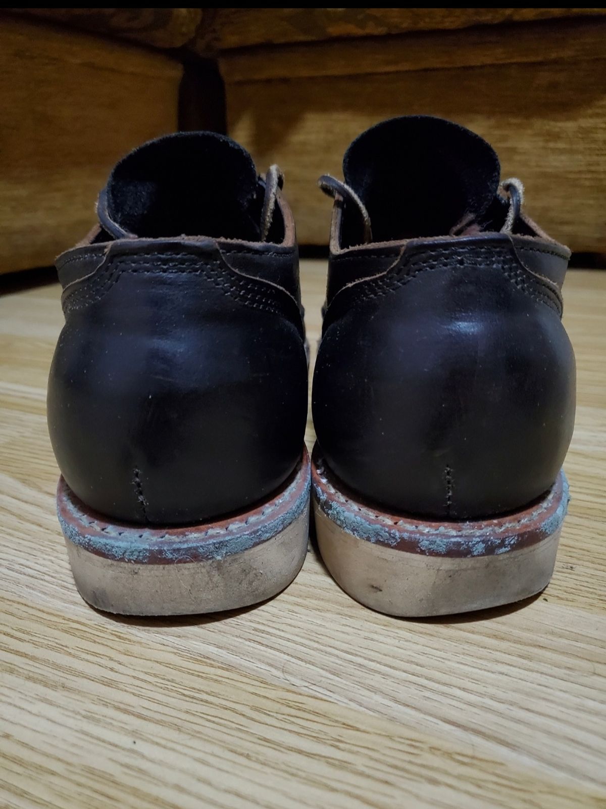Photo by icarusflies95 on February 6, 2024 of the Viberg 145 Oxford in Horween Black Chromexcel.